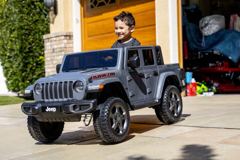 Jeep Gladiator 12V RideOn: The Ultimate OffRoading Adventure