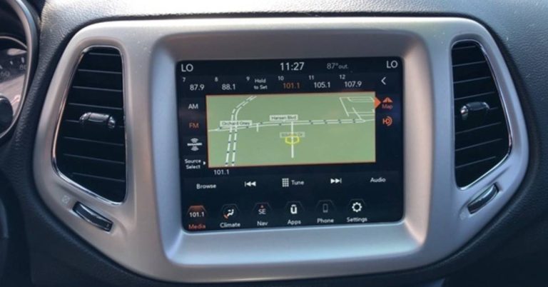 How to Reset Jeep Compass Screen for Enhanced Driving Experience?