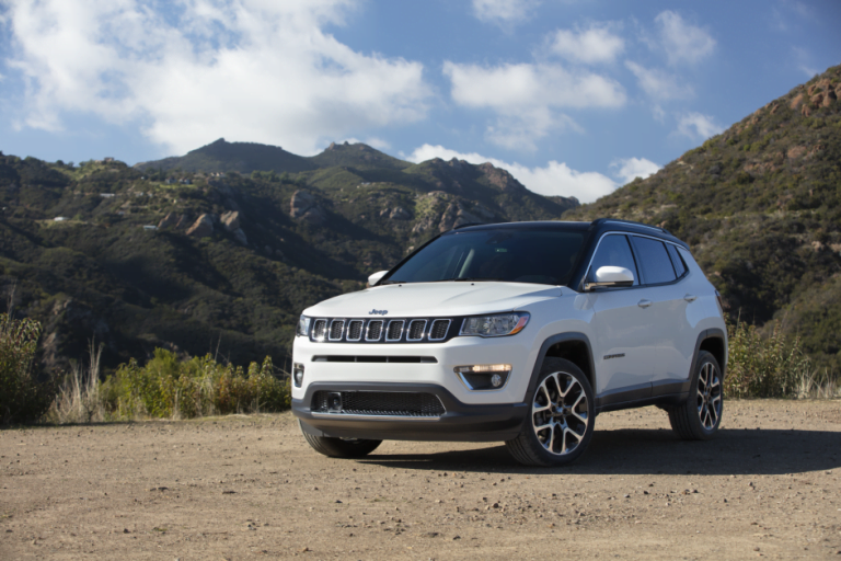 How much can a Jeep Compass tow? Exploring its impressive towing capacity