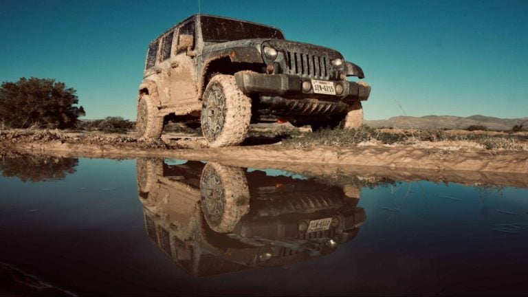 How to Clean Jeep Wrangler Seats? Practical Maintenance Tips