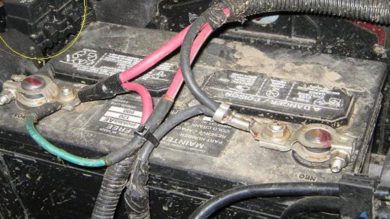 How to Disconnect a Jeep Wrangler Battery? Essential Safety Tips and Guide