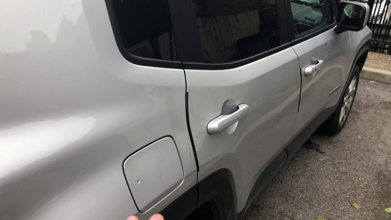 How to Open Gas Tank on Jeep Renegade? Simple Steps for Easy Fueling