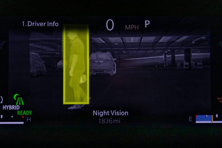 How to Turn on Night Vision in Jeep Grand Cherokee?