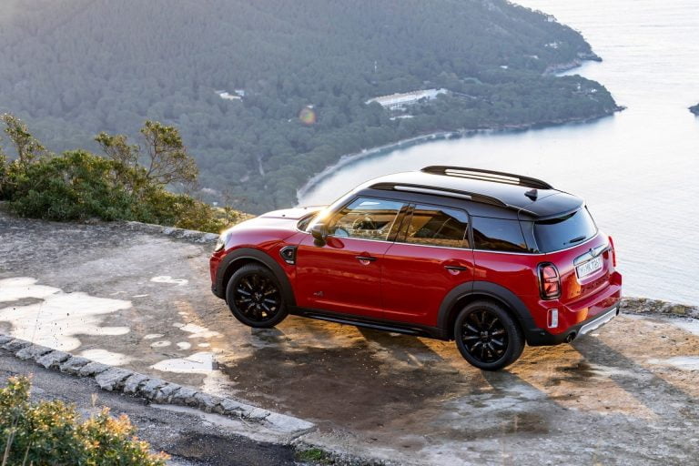 Mini Cooper Gasoline: Unveiling Its Efficient Fuel Consumption