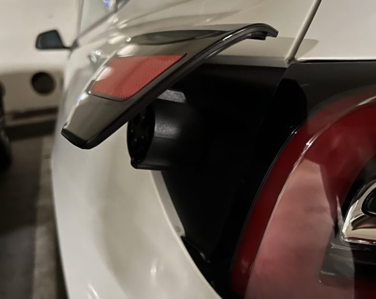 Tesla Charging Adapter Stuck: How to Fix the Problem?