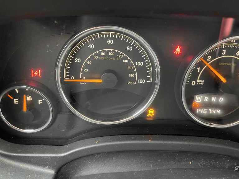 Why is my mileage flashing on my Jeep Compass? Important Troubleshooting Tips!